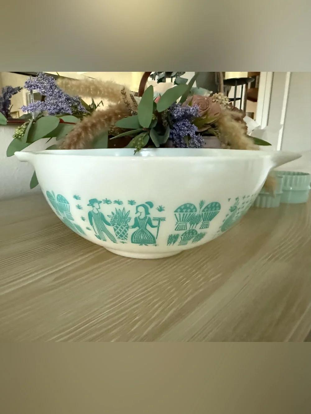 Vintage Pyrex Butterprint Cindarella Mixing Bowls 444, 443, 442, 441